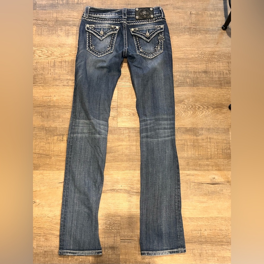 Miss Me Premium Embellished Jeans Size 26 - Picture 8 of 13